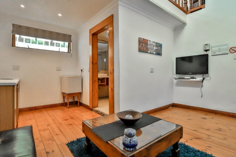 1 Bedroom Property for Sale in Woodstock Western Cape